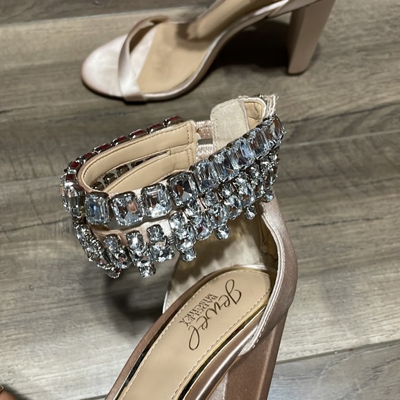 Jewel Block Heel - Picture 11 of 11